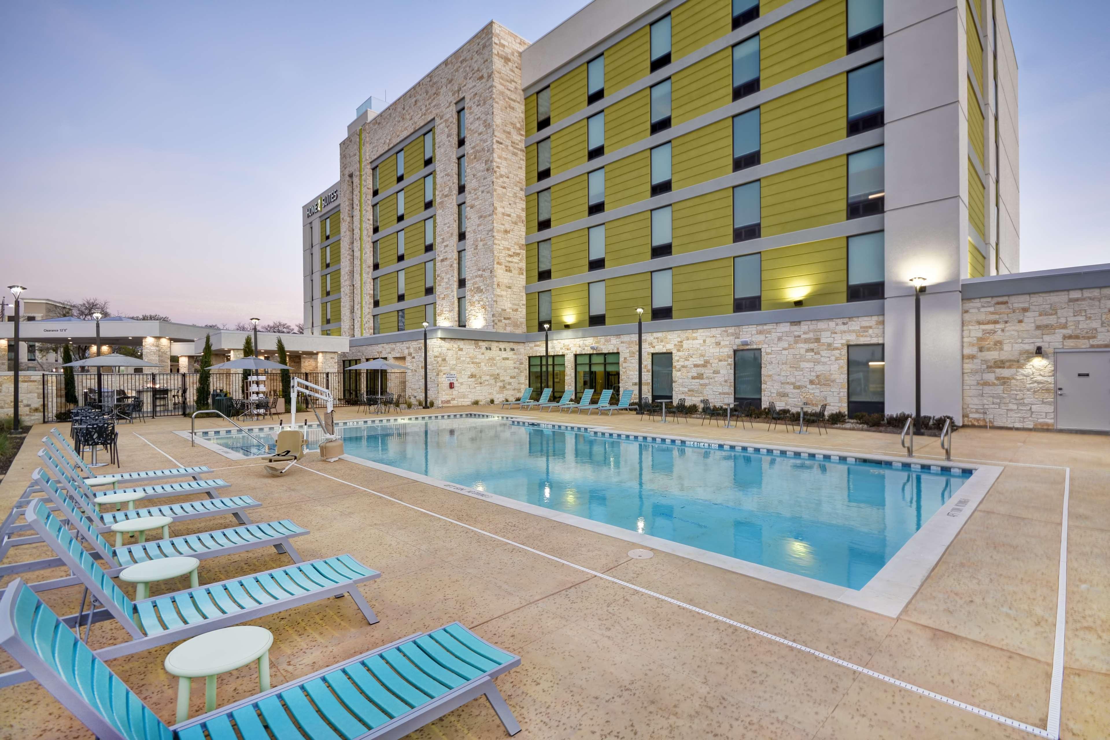 โฮม2 สวีท บาย ฮิลตัน พลาโน เลกาซี เวสต์ Hotel ภายนอก รูปภาพ